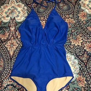 Kortni Jeane one piece Small